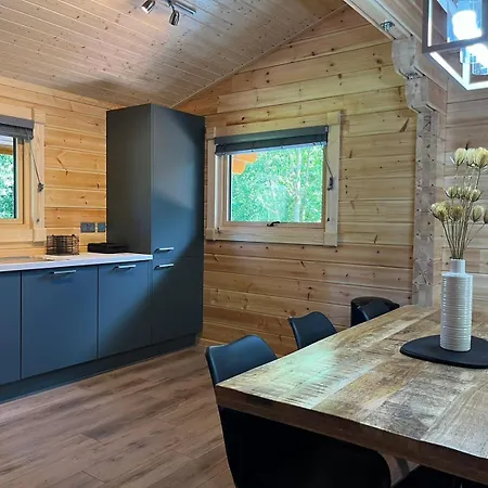 Brackenhill Camping *